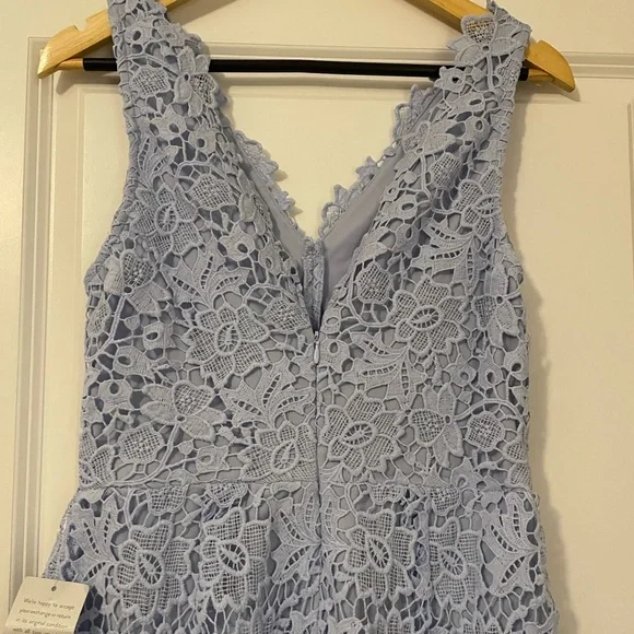 NWT Astr The Label Periwinkle blue floral cutouts midi dress - Picture 6 of 6